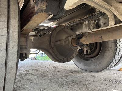 1986 Ford F-700 2790 Gallon Propane Truck - Manual