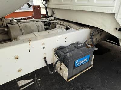 1992 Ford F-700 2750 Gallon Propane Truck - Automatic