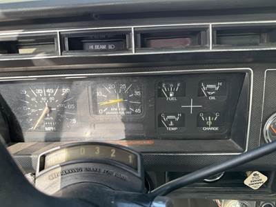 1992 Ford F-700 2750 Gallon Propane Truck - Automatic