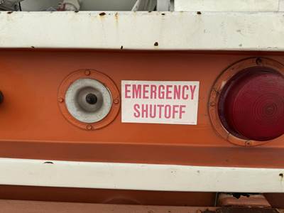1996 Ford F-700 3000 Gallon Propane Truck - Manual