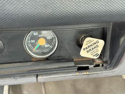 1996 Ford F-700 3000 Gallon Propane Truck - Manual