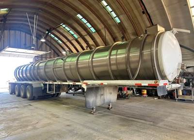 2014 Century 200 BBL / SS TANK / QUAD AXLE Vacuum Tank Trailer