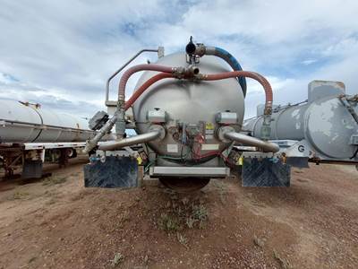 2018 Polar Tandem Axle Stainless Steel Vacuum Tank Trailer - Air Ride, Fixed Axle