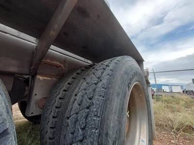 2018 Polar Tandem Axle Stainless Steel Vacuum Tank Trailer - Air Ride, Fixed Axle