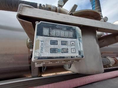 2018 Polar Tandem Axle Stainless Steel Vacuum Tank Trailer - Air Ride, Fixed Axle