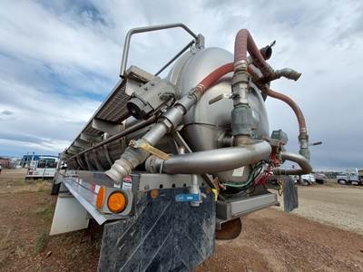 2018 Polar Tandem Axle Stainless Steel Vacuum Tank Trailer - Air Ride, Fixed Axle