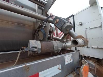 2018 Polar Tandem Axle Stainless Steel Vacuum Tank Trailer - Air Ride, Fixed Axle