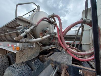 2018 Polar Tandem Axle Stainless Steel Vacuum Tank Trailer - Air Ride, Fixed Axle