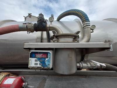 2018 Polar Tandem Axle Stainless Steel Vacuum Tank Trailer - Air Ride, Fixed Axle