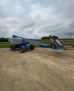 2006 Genie S-60 Boom Lift