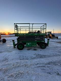 2015 Skyjack 7127 Scissor Lift