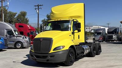 International RH Day Cab Truck - 410HP, Automatic