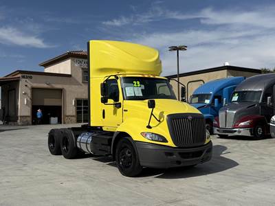 International RH Day Cab Truck - 410HP, Automatic
