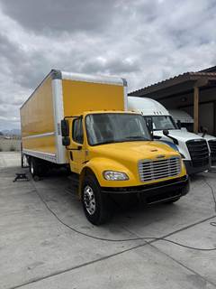 Freightliner M2 106 Box Truck - Automatic, Liftgate