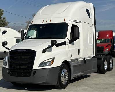 Freightliner Cascadia 126 Sleeper Semi Truck - Detroit 455HP, 12 Speed Dt12 Automatic