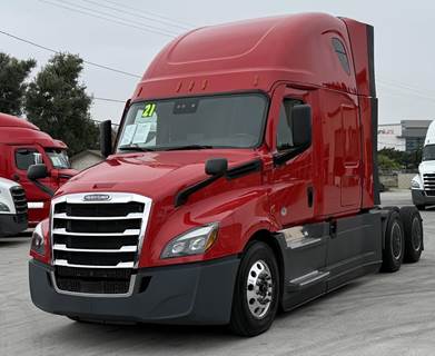 Freightliner Cascadia 126 Sleeper Semi Truck - Raised Roof Sleeper, Detroit 455HP, 10 Speed Manual