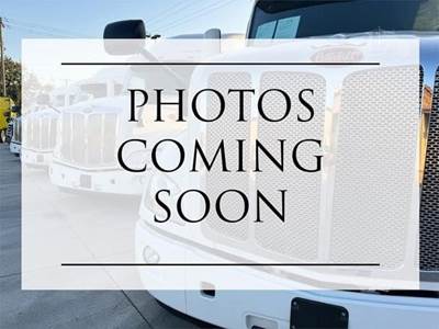 Freightliner Cascadia 126 Sleeper Semi Truck - Detroit 455HP, 12 Speed Dt12 Automatic