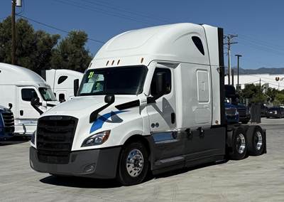 Freightliner Cascadia 126 Sleeper Semi Truck - Raised Roof Sleeper, Detroit 455HP, 12 Speed Dt12 Automatic
