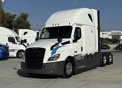 Freightliner Cascadia 126 Sleeper Semi Truck - Raised Roof Sleeper, Detroit 455HP, 12 Speed Dt12 Automatic