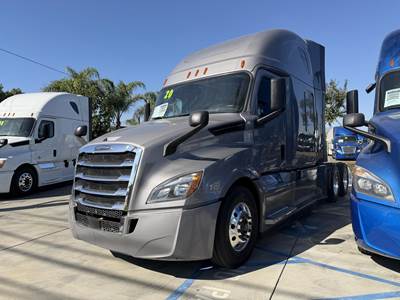 Freightliner Cascadia 126 Sleeper Semi Truck - Raised Roof Sleeper, Detroit 455HP, 12 Speed Dt12 Automatic