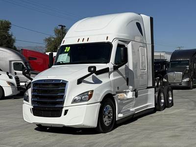 Freightliner Cascadia 126 Sleeper Semi Truck - Detroit 455HP, 12 Speed Dt12 Automatic
