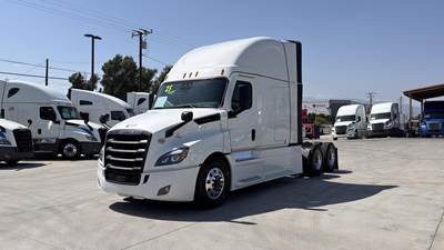 Freightliner Cascadia 126 Sleeper Semi Truck - Detroit 505HP, 12 Speed Dt12 Automatic