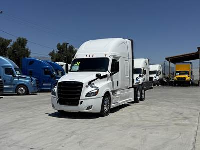Freightliner Cascadia 126 Sleeper Semi Truck - Raised Roof Sleeper, Detroit 505HP, 12 Speed Dt12 Automatic