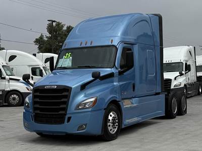 Freightliner Cascadia 126 Sleeper Semi Truck - Detroit 350HP, 12 Speed Dt12 Automatic