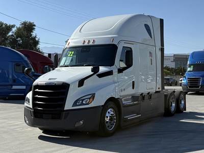 Freightliner Cascadia 126 Sleeper Semi Truck - Detroit 455HP, 12 Speed Dt12 Automatic