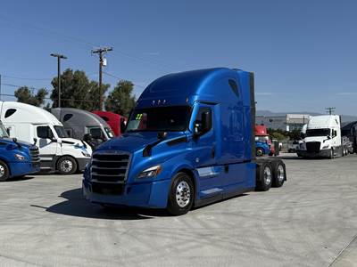 Freightliner Cascadia 126 Sleeper Semi Truck - Raised Roof Sleeper, Detroit 455HP, 12 Speed Dt12 Automatic