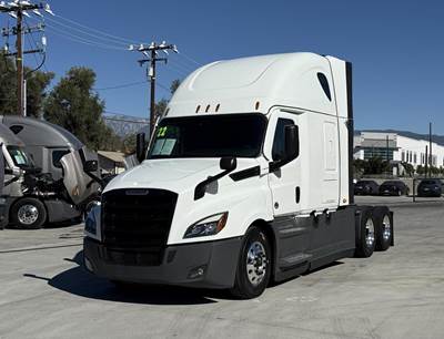 Freightliner Cascadia 126 Sleeper Semi Truck - Raised Roof Sleeper, Detroit 455HP, 12 Speed Automatic