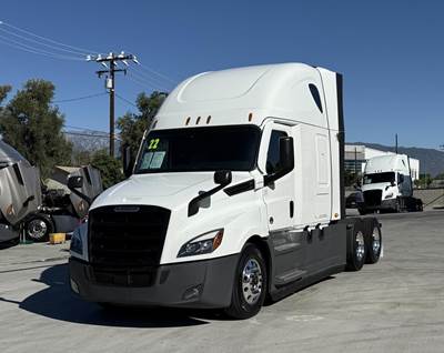 Freightliner Cascadia 126 Sleeper Semi Truck - Raised Roof Sleeper, Detroit 455HP, 12 Speed Automatic