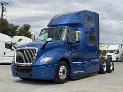 International LT Sleeper Semi Truck - Raised Roof Sleeper, Cummins 450HP, Automatic