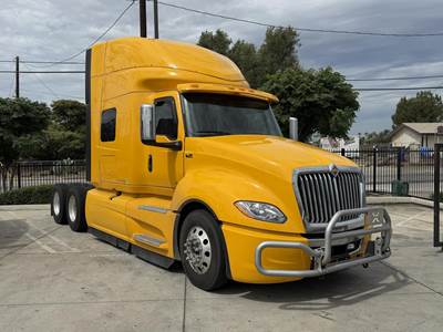 International LT Sleeper Semi Truck - 450HP, Automatic