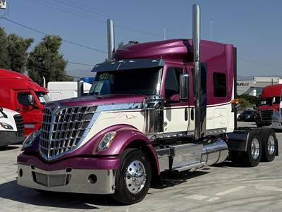 International LoneStar Sleeper Semi Truck - Cummins 485HP, 13 Speed Manual