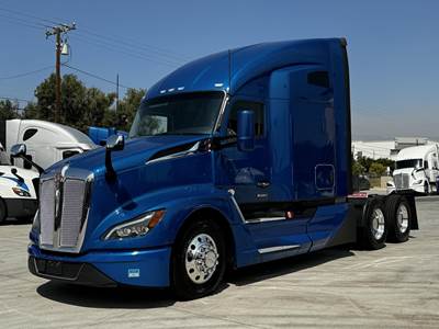 Kenworth T680 Sleeper Semi Truck - 76" Raised Roof Sleeper, Cummins 450HP, 12 Speed Automatic