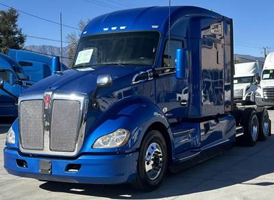 Kenworth T680 Sleeper Semi Truck - Mid Roof Sleeper, Cummins 450HP, Amt