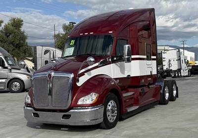 Kenworth T680 Sleeper Semi Truck - Raised Roof Sleeper, Cummins 450HP, 12 Speed Endurant Automatic