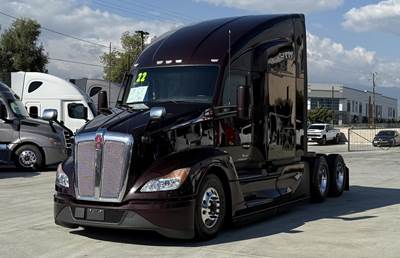 Kenworth T680 Sleeper Semi Truck - Raised Roof Sleeper, Cummins 450HP, 12 Speed Endurant Automatic