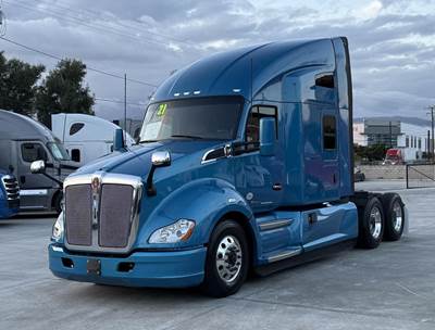 Kenworth T680 Sleeper Semi Truck - Raised Roof Sleeper, Cummins 450HP, 12 Speed Endurant Automatic