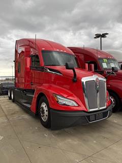 Kenworth T680 Sleeper Semi Truck - Raised Roof Sleeper, Cummins 450HP, 12 Speed Endurant Automatic