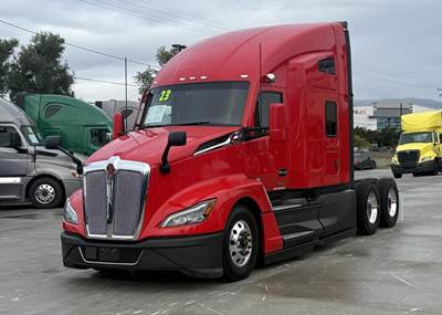 Kenworth T680 Sleeper Semi Truck - Raised Roof Sleeper, Cummins 450HP, 12 Speed Endurant Automatic