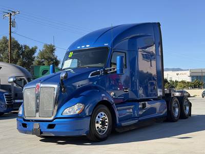 Kenworth T680 Sleeper Semi Truck - Raised Roof Sleeper, Cummins 400HP, 12 Speed Endurant Automatic