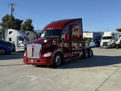 Kenworth T680 Sleeper Semi Truck - Cummins 450HP, Automatic