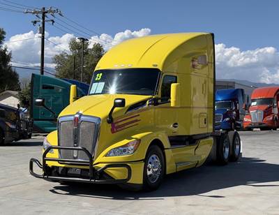 Kenworth T680 Sleeper Semi Truck - Raised Roof Sleeper, Cummins 400HP, 12 Speed Dt12 Automatic