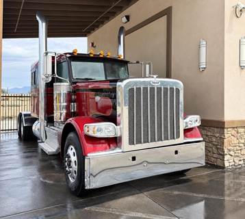 Peterbilt 389 Sleeper Semi Truck - 450HP, Automatic