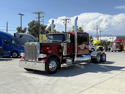 Peterbilt 389 Sleeper Semi Truck - 450HP, Automatic