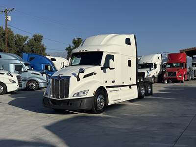 Peterbilt 579 Sleeper Semi Truck - Raised Roof Sleeper, Cummins 450HP, 12 Speed Automatic