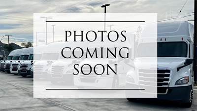 Peterbilt 579 Sleeper Semi Truck - 450HP, Automatic