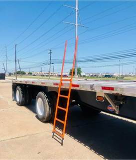 5-Step Flatbed Utility Access Ladder - Safety Orange Color
